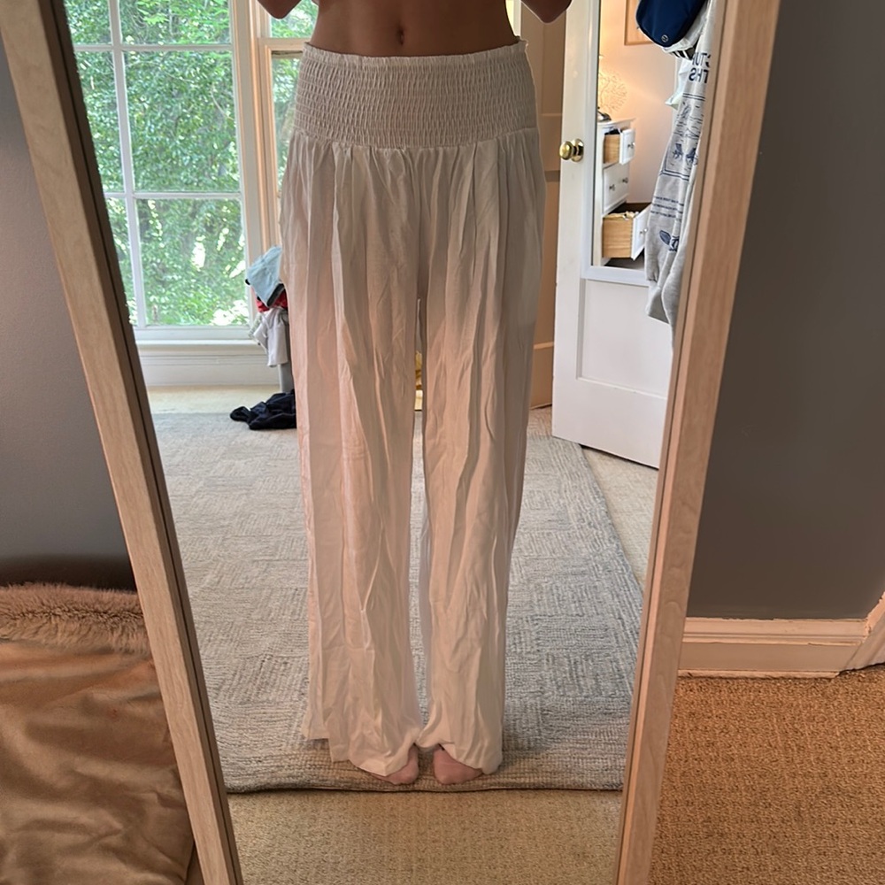 Float white pants